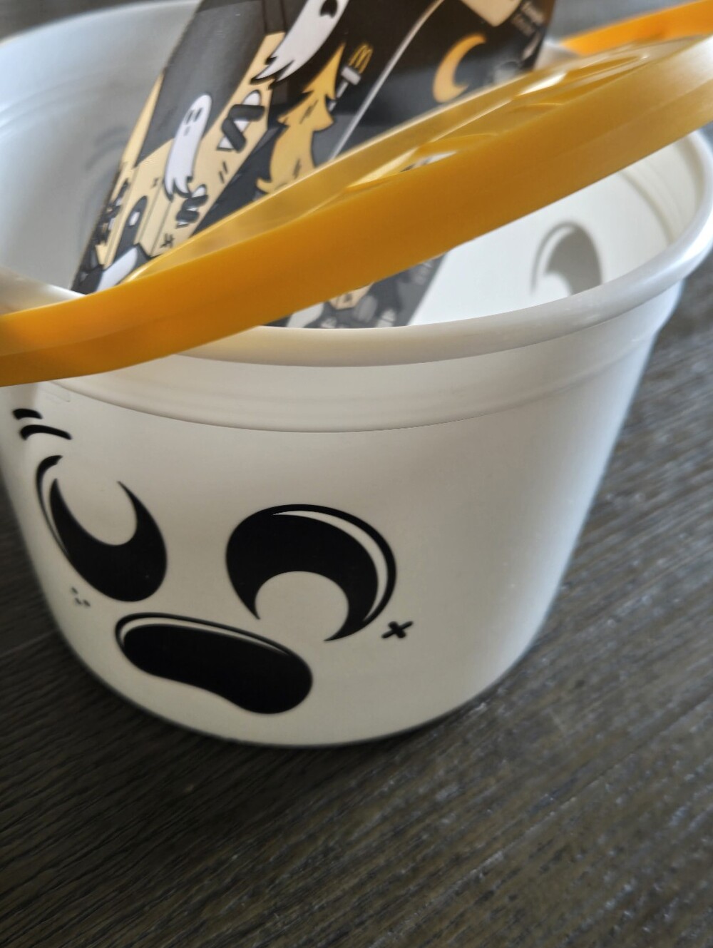 2025 Mcdonald's Boo Bucket👻Ghost - Picture 4 of 7